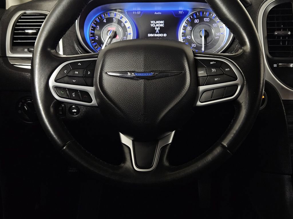 Used 2020 Chrysler 300 Touring w/ Sport Appearance Package RWD image 20