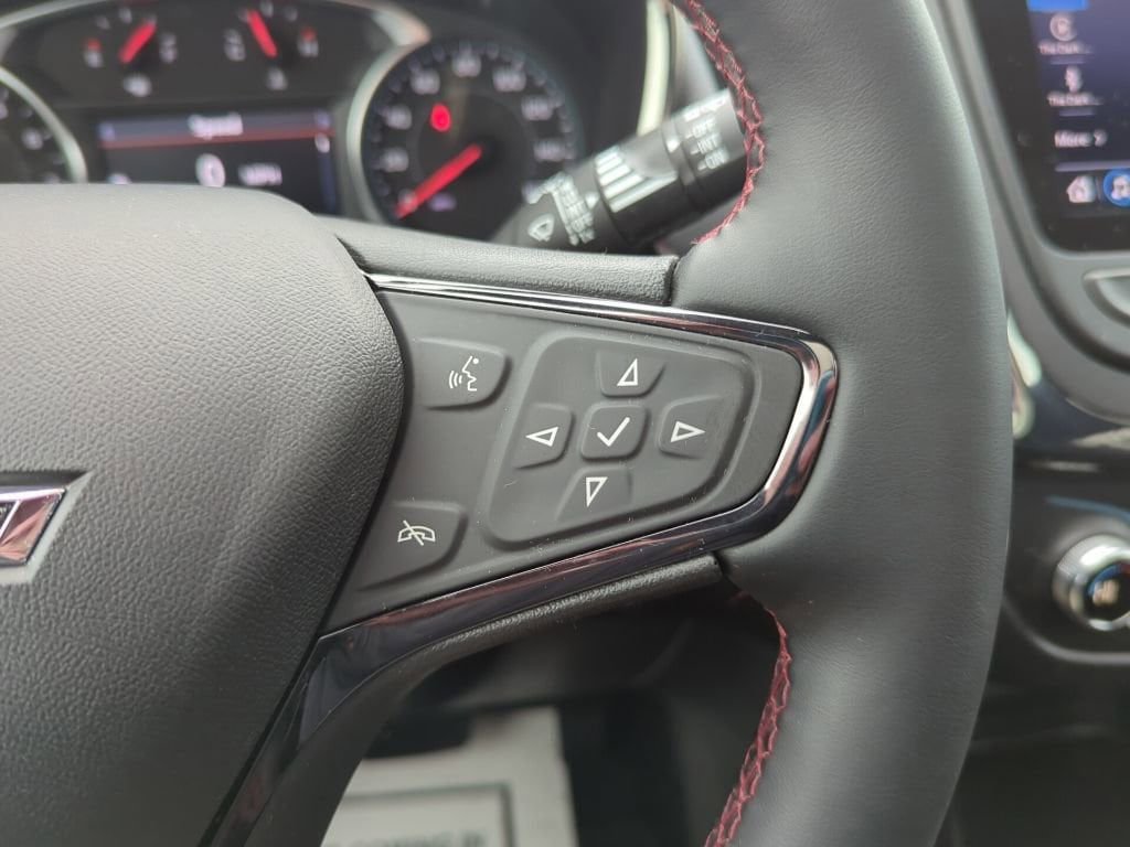 Certified 2023 Chevrolet Equinox RS w/ RS Leather Package image 25