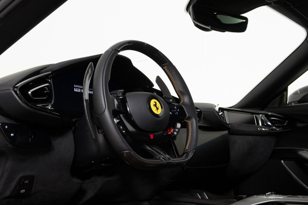 Certified 2025 Ferrari 12Cilindri RWD image 32