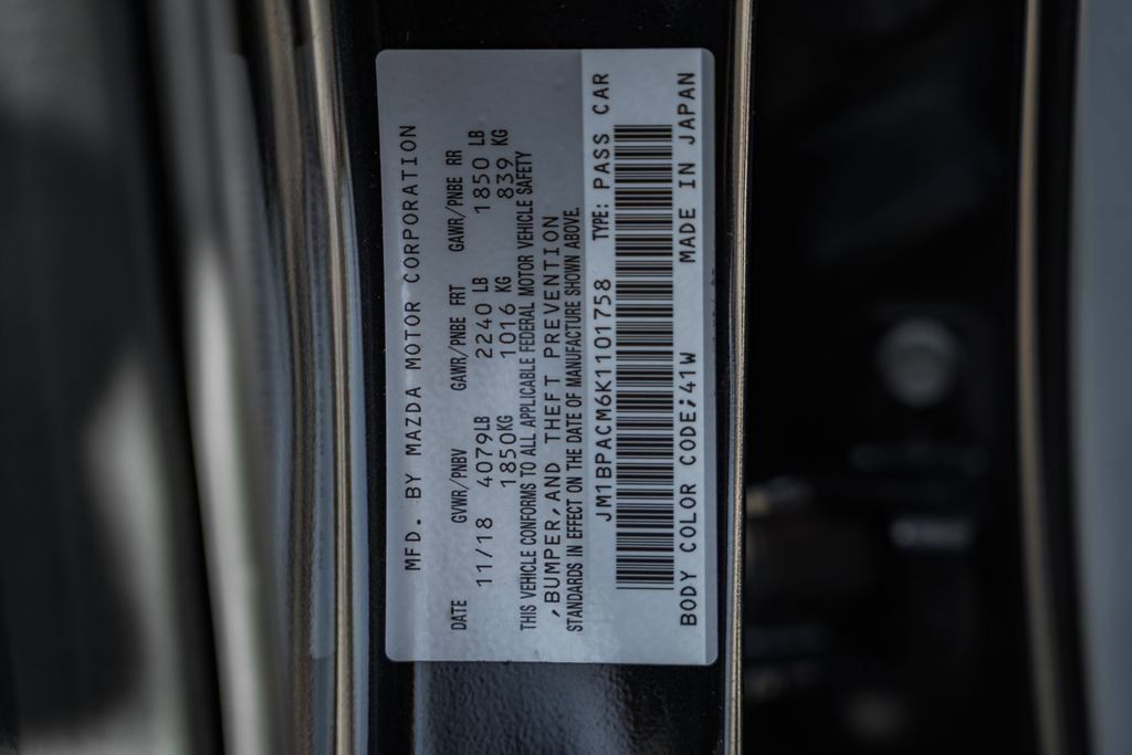 Used 2019 MAZDA MAZDA3 Sedan image 35