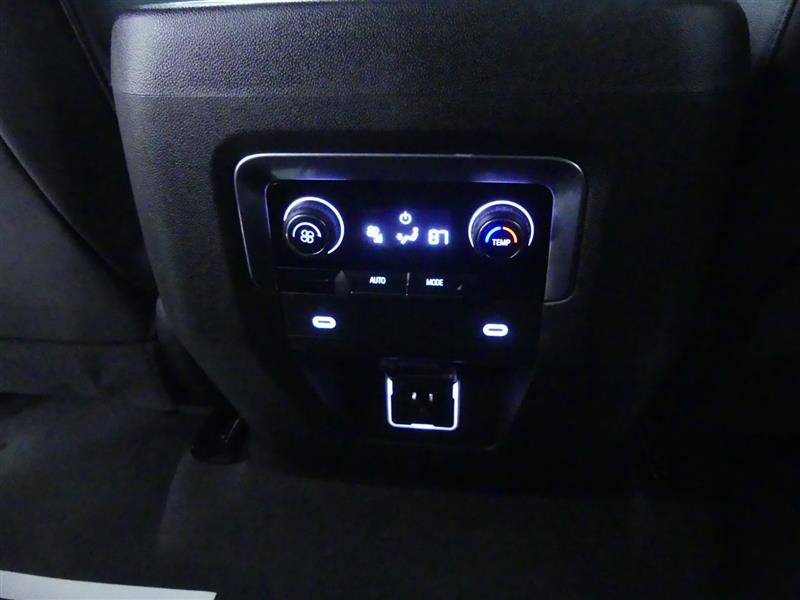 Used 2021 Chevrolet Tahoe LT image 24