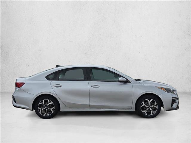 Used 2019 Kia Forte LXS FWD image 4