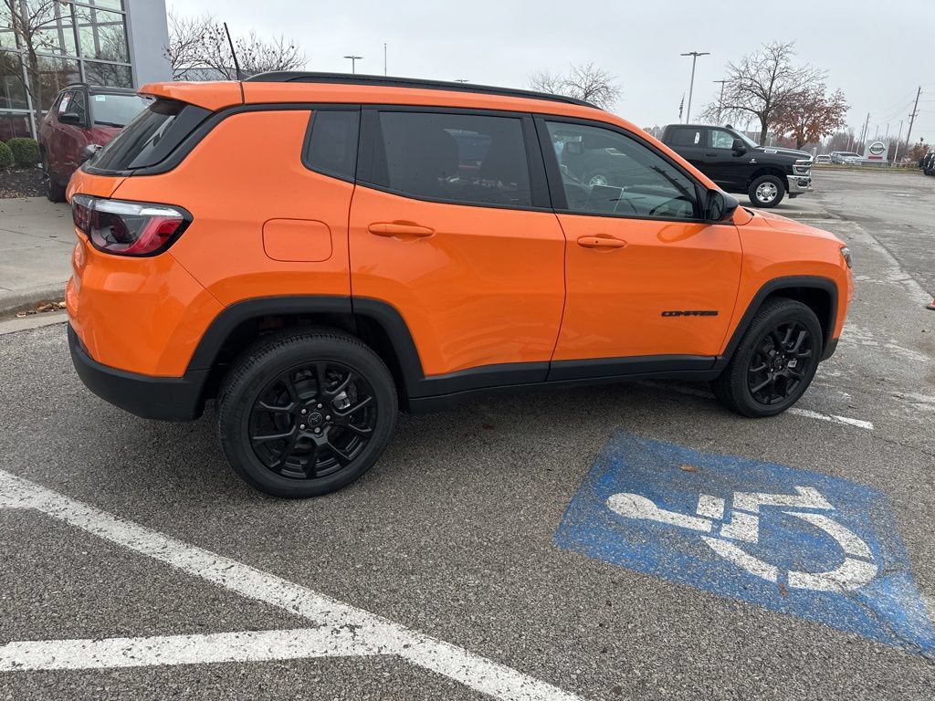 New 2026 Jeep Compass Latitude AWD/4WD image 31