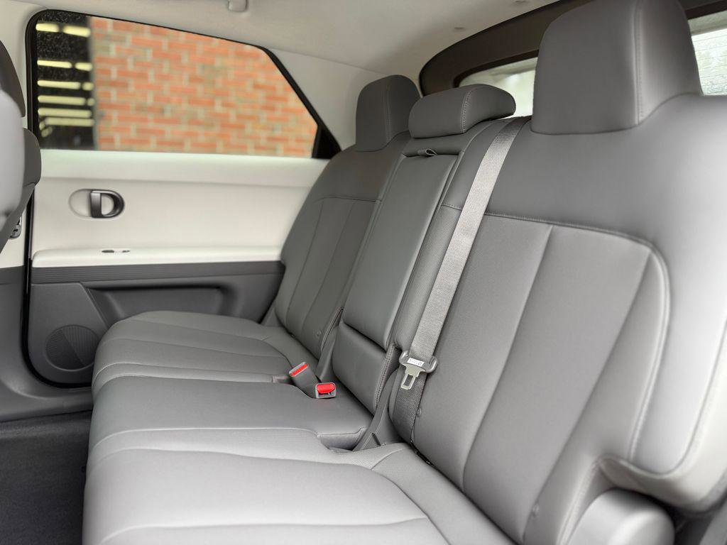 New 2026 Hyundai Ioniq 5 SEL image 5