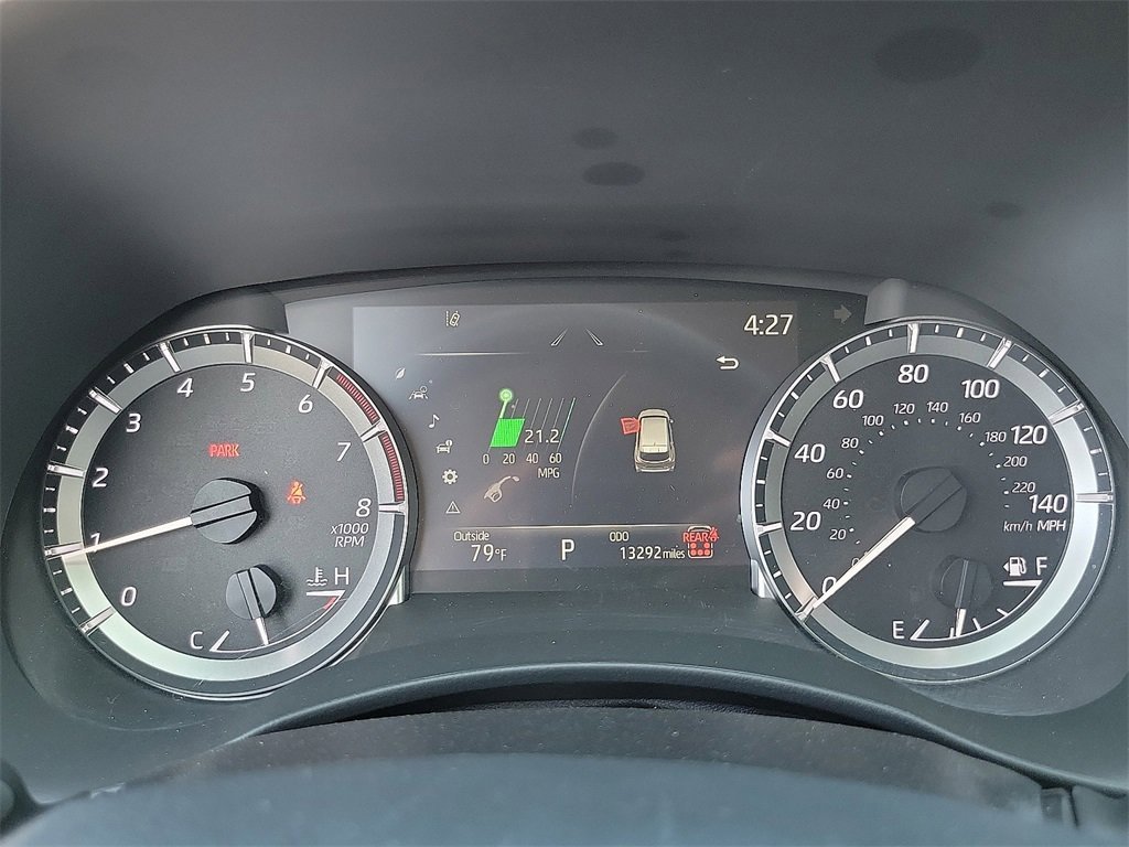 Used 2024 Toyota Highlander XLE image 7