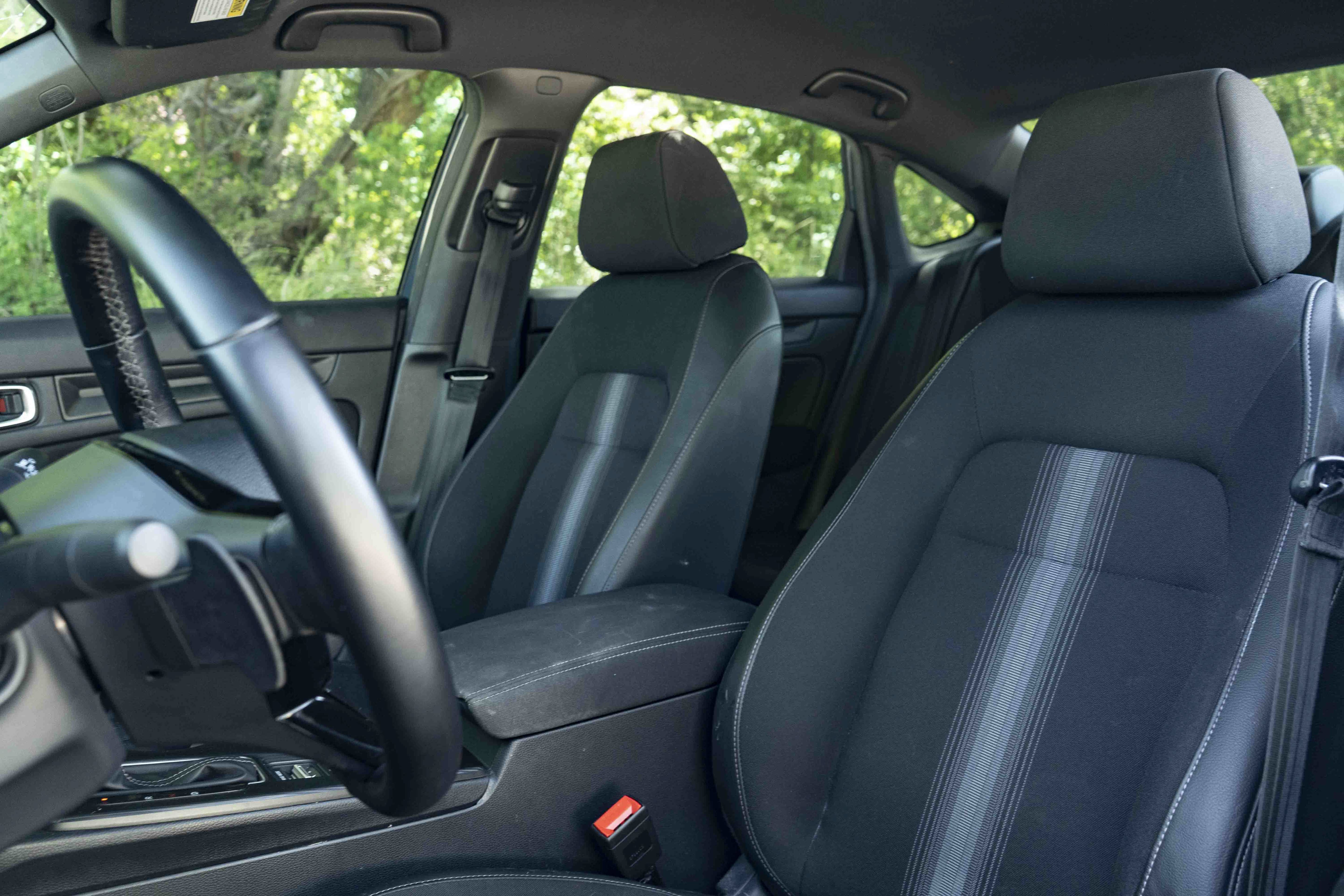 Certified 2025 Honda Civic Sport image 17