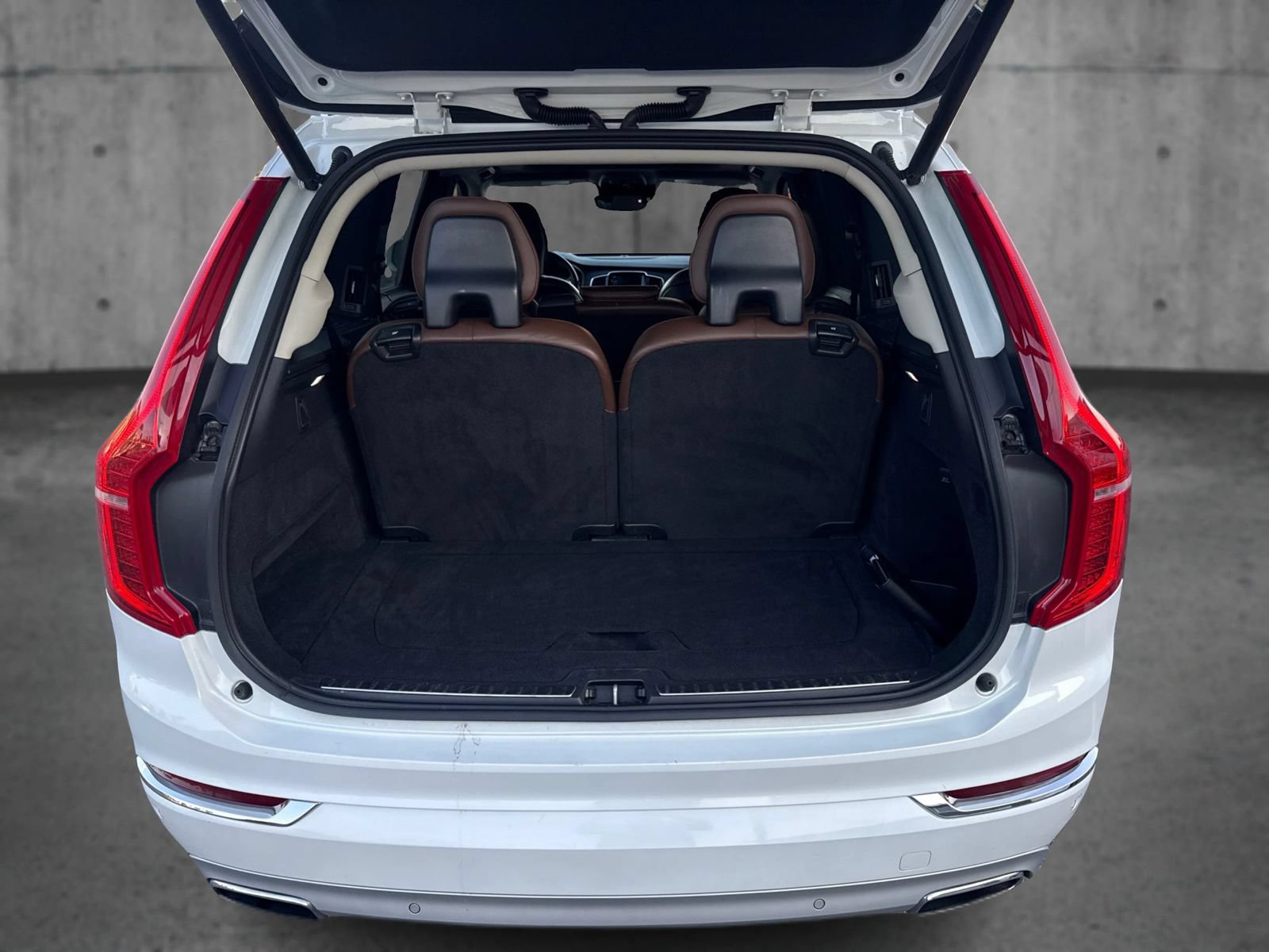 Used 2019 Volvo XC90 T6 Inscription w/ Advanced Package AWD/4WD image 13