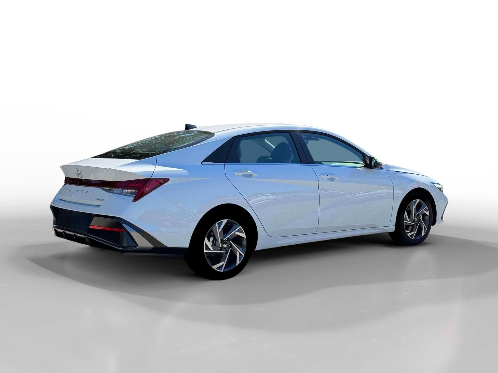New 2026 Hyundai Elantra Limited FWD image 7