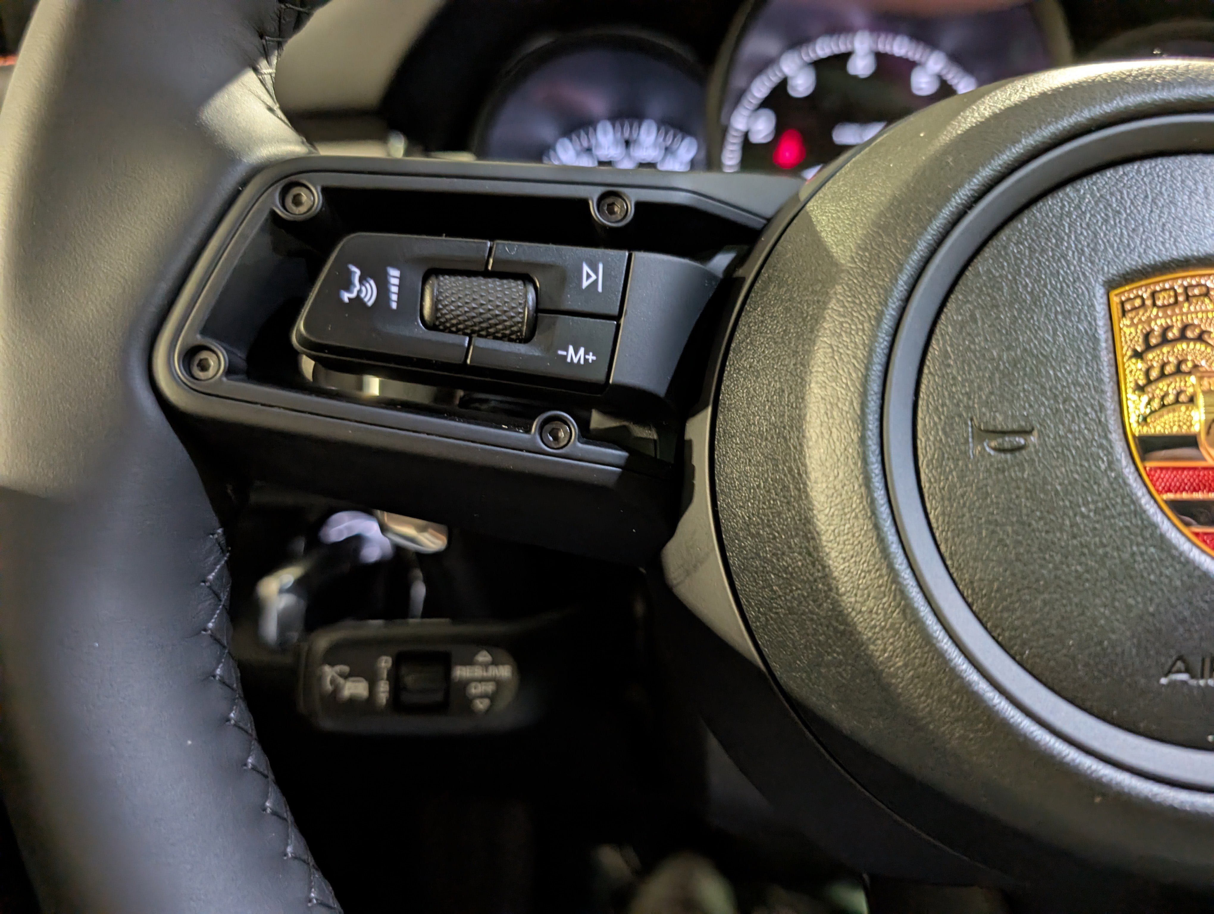 New 2026 Porsche Macan image 27