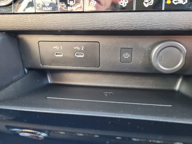 Used 2025 Mitsubishi Outlander SE image 25