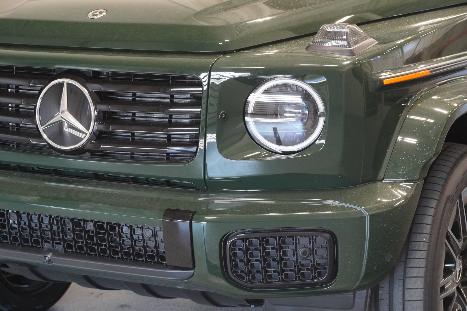 New 2027 Mercedes-Benz G 580 e image 8