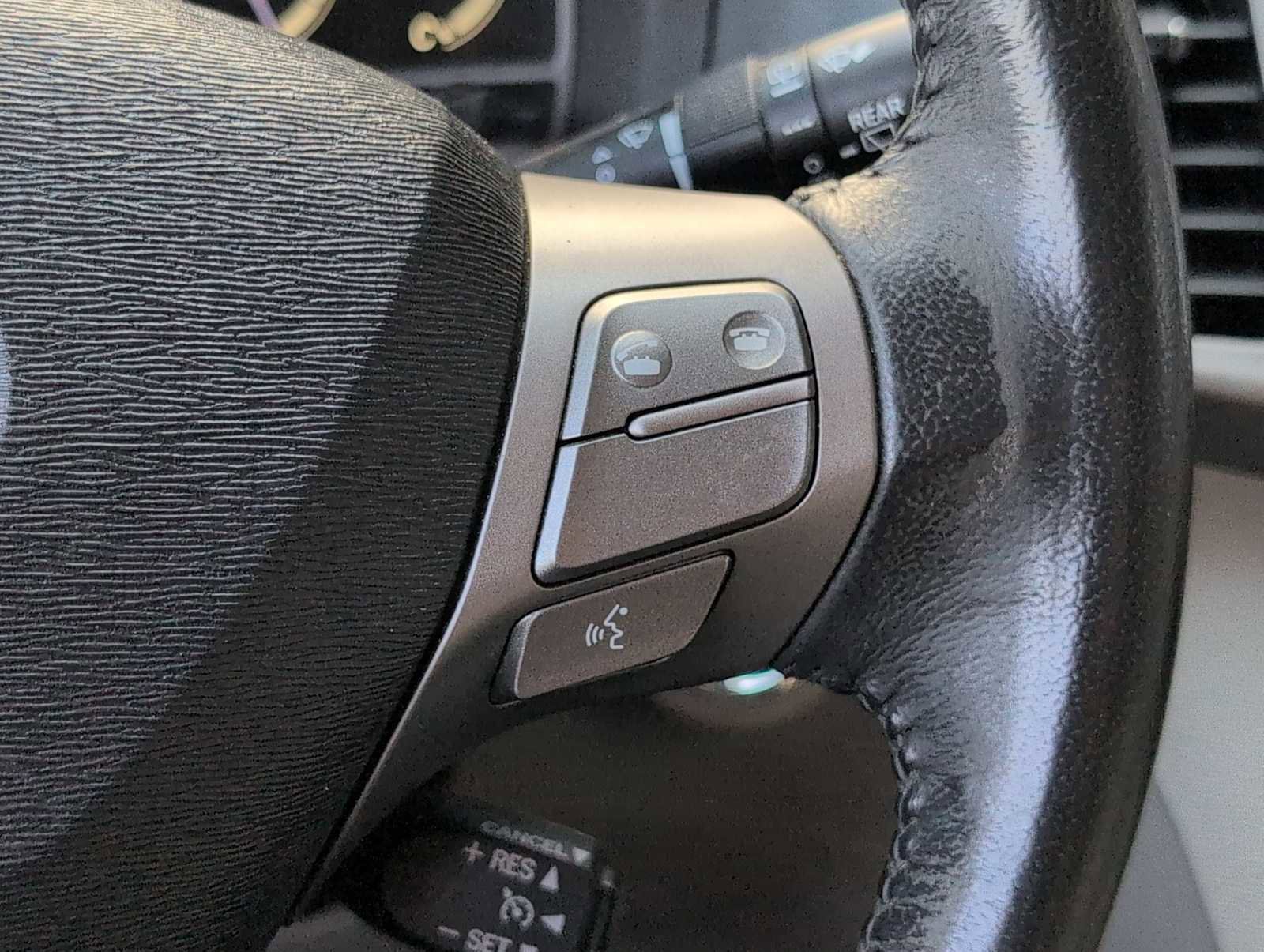 Used 2011 Toyota Venza AWD w/ Comfort Pkg image 24