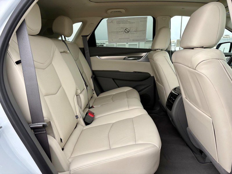 New 2026 Cadillac XT5 Premium Luxury AWD/4WD image 11