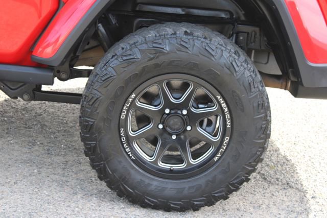 Used 2021 Jeep Gladiator Sport AWD/4WD image 9