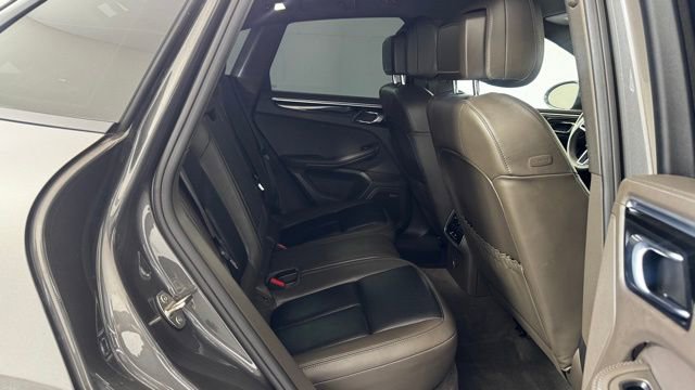 Used 2018 Porsche Macan S AWD/4WD image 18