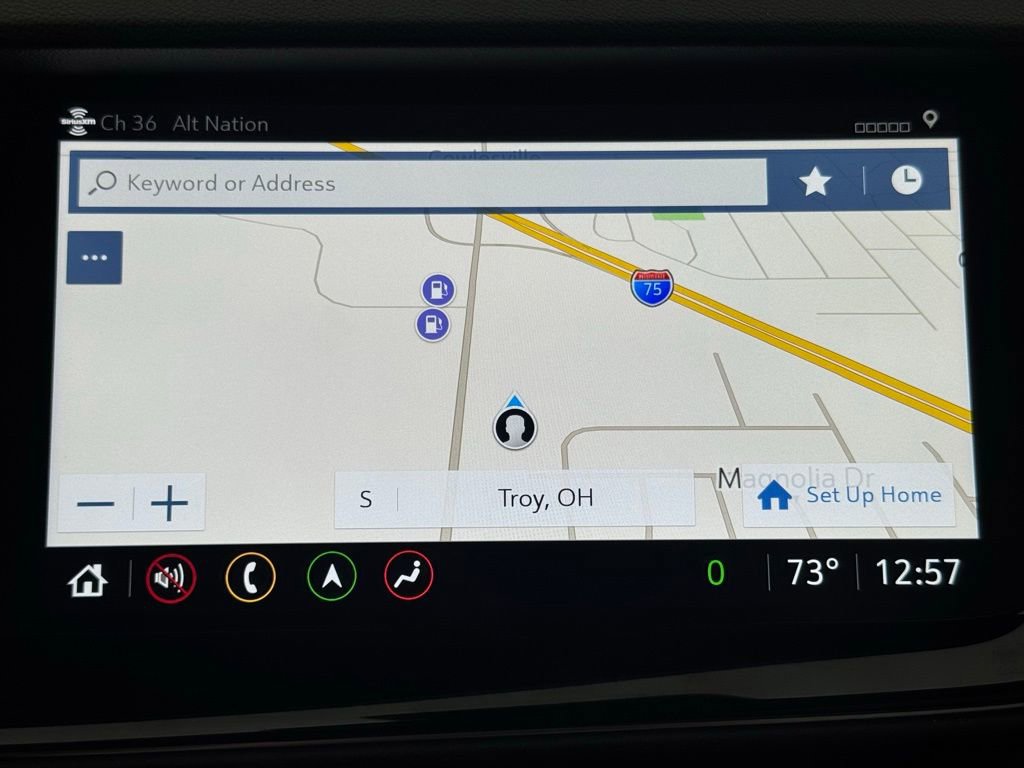 Used 2023 Buick Envision Avenir image 30