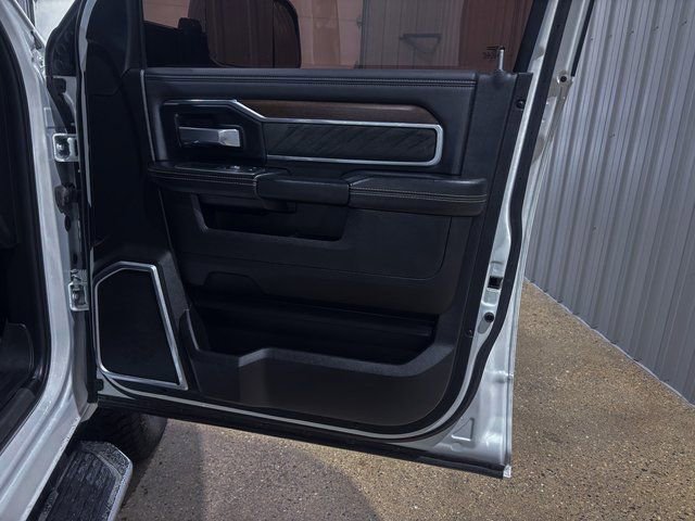 Used 2022 RAM 2500 Laramie image 23