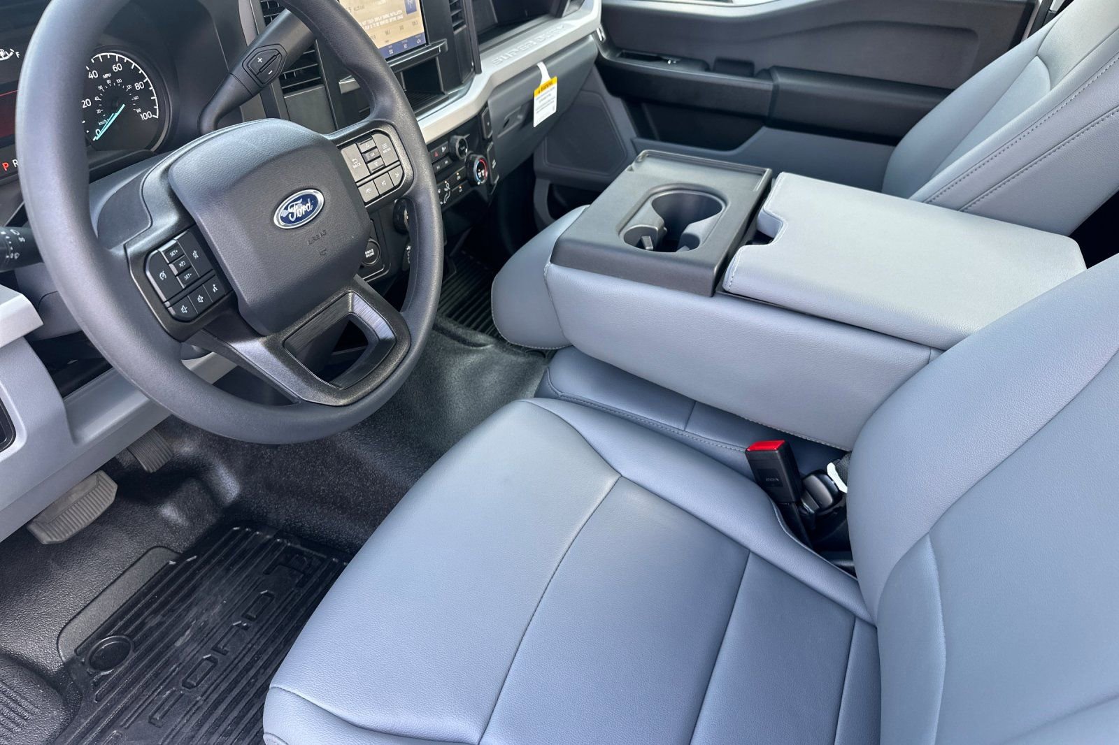 New 2026 Ford F250 XL w/ XL Chrome Package image 10