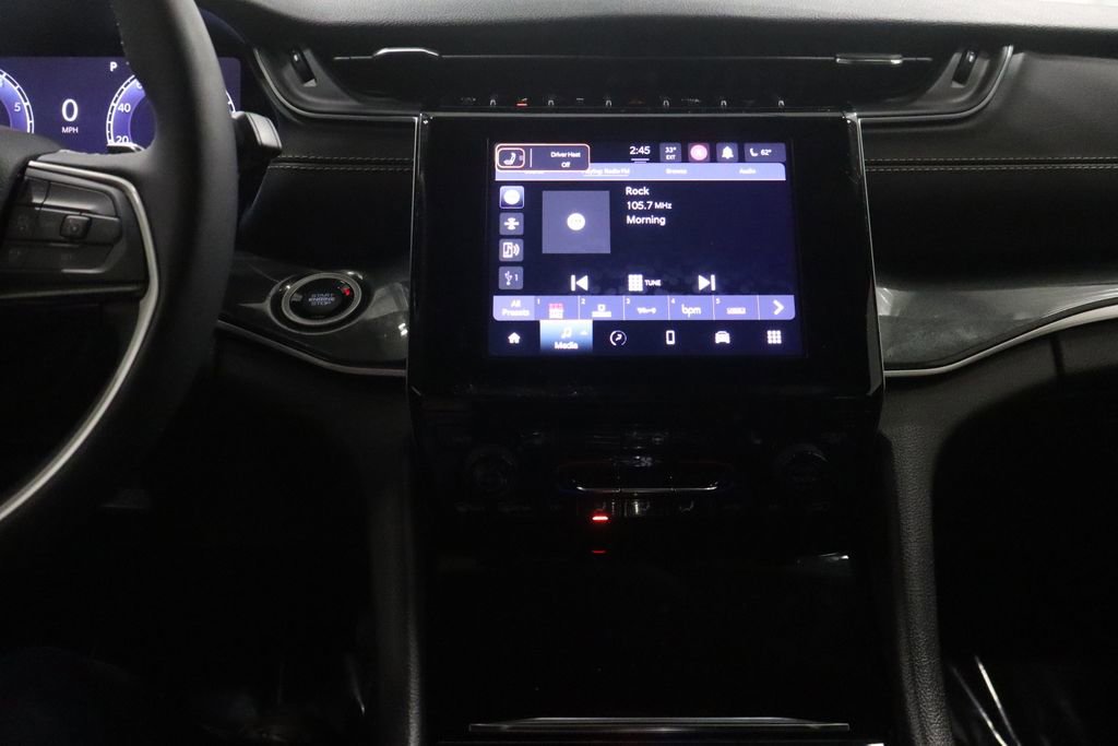 Certified 2023 Jeep Grand Cherokee Altitude image 21