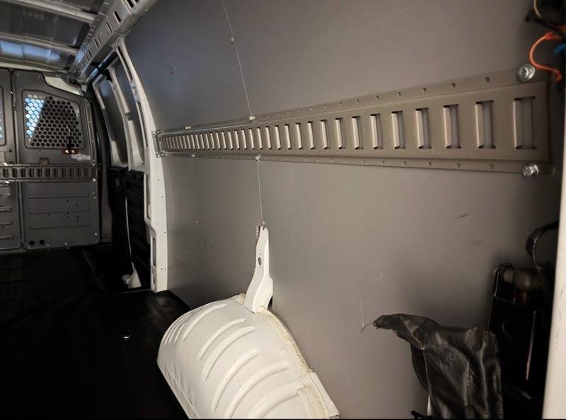 Used 2018 GMC Savana 3500 Extended w/ Driver Convenience Package image 9