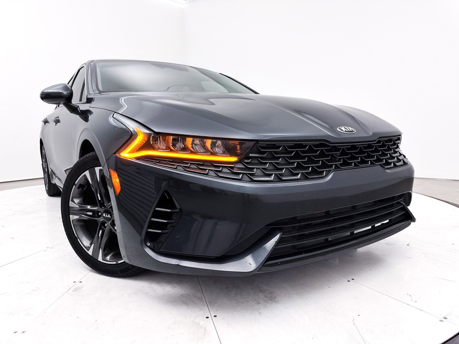 Used 2021 Kia K5 EX image 6