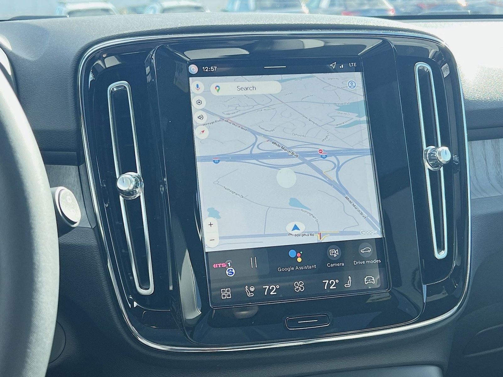 New 2026 Volvo EX40 Plus w/ Climate Package image 20