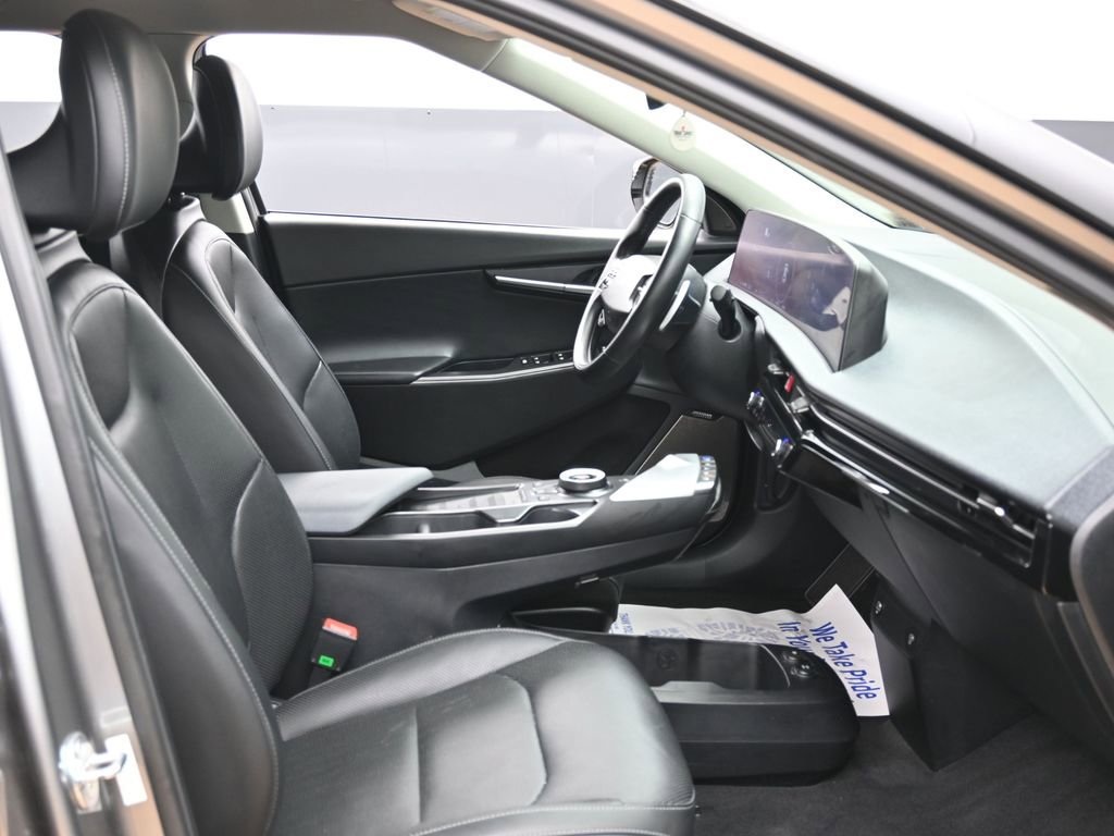 Used 2024 Kia EV6 Wind w/ Wind Technology Package image 30