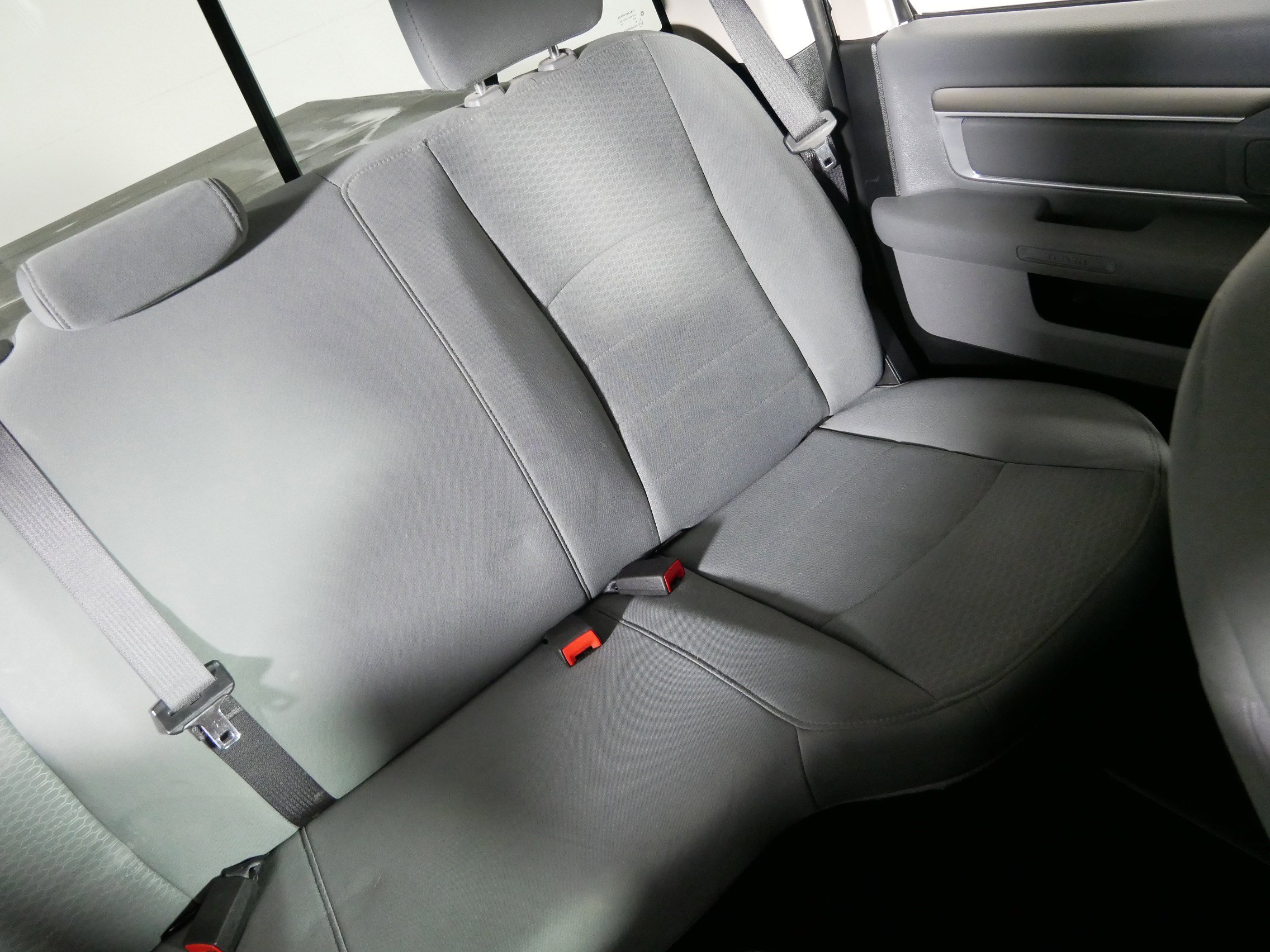 Used 2017 RAM 1500 Classic SLT w/ Luxury Group AWD/4WD image 14