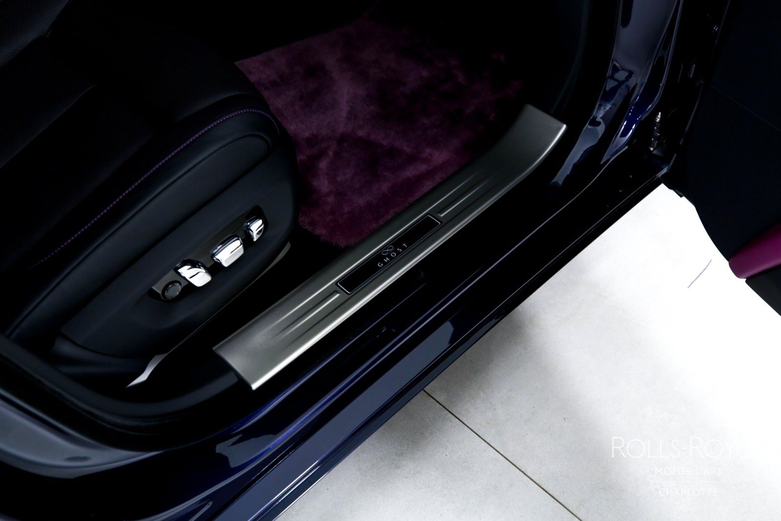 Certified 2024 Rolls-Royce Ghost Black Badge AWD/4WD image 35