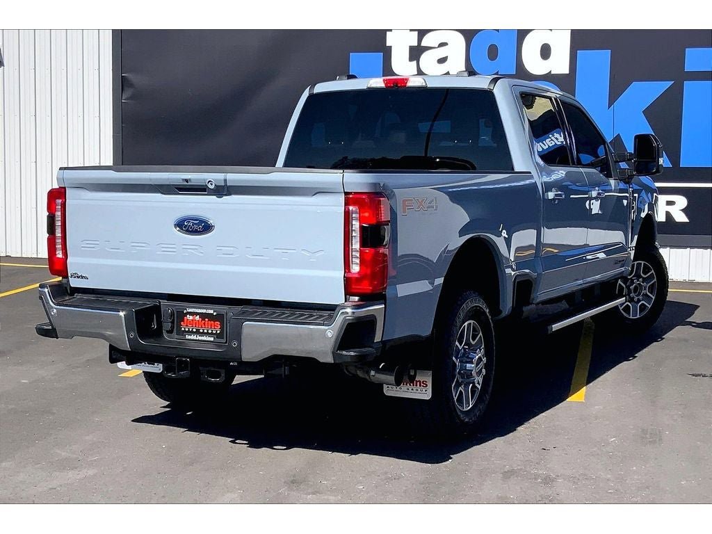 Used 2025 Ford F350 Lariat w/ FX4 Off-Road Package image 15