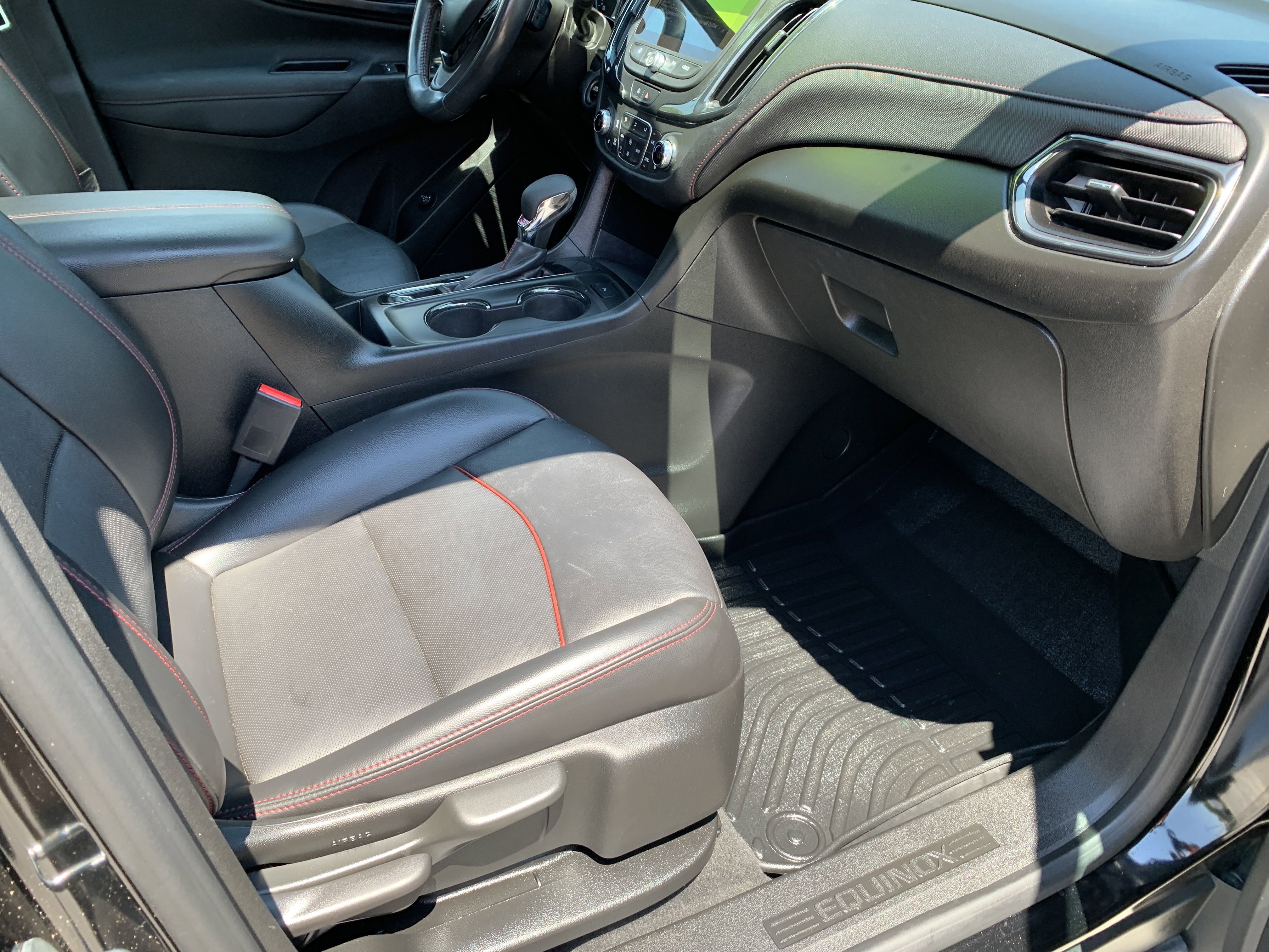Used 2022 Chevrolet Equinox RS w/ RS Leather Package FWD image 38