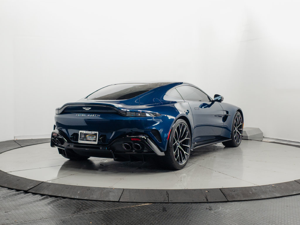 Used 2025 Aston Martin V8 Vantage Coupe RWD image 33