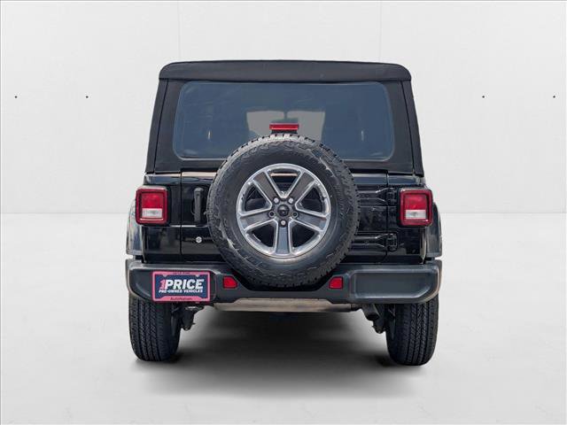 Used 2018 Jeep Wrangler Unlimited Sahara image 7