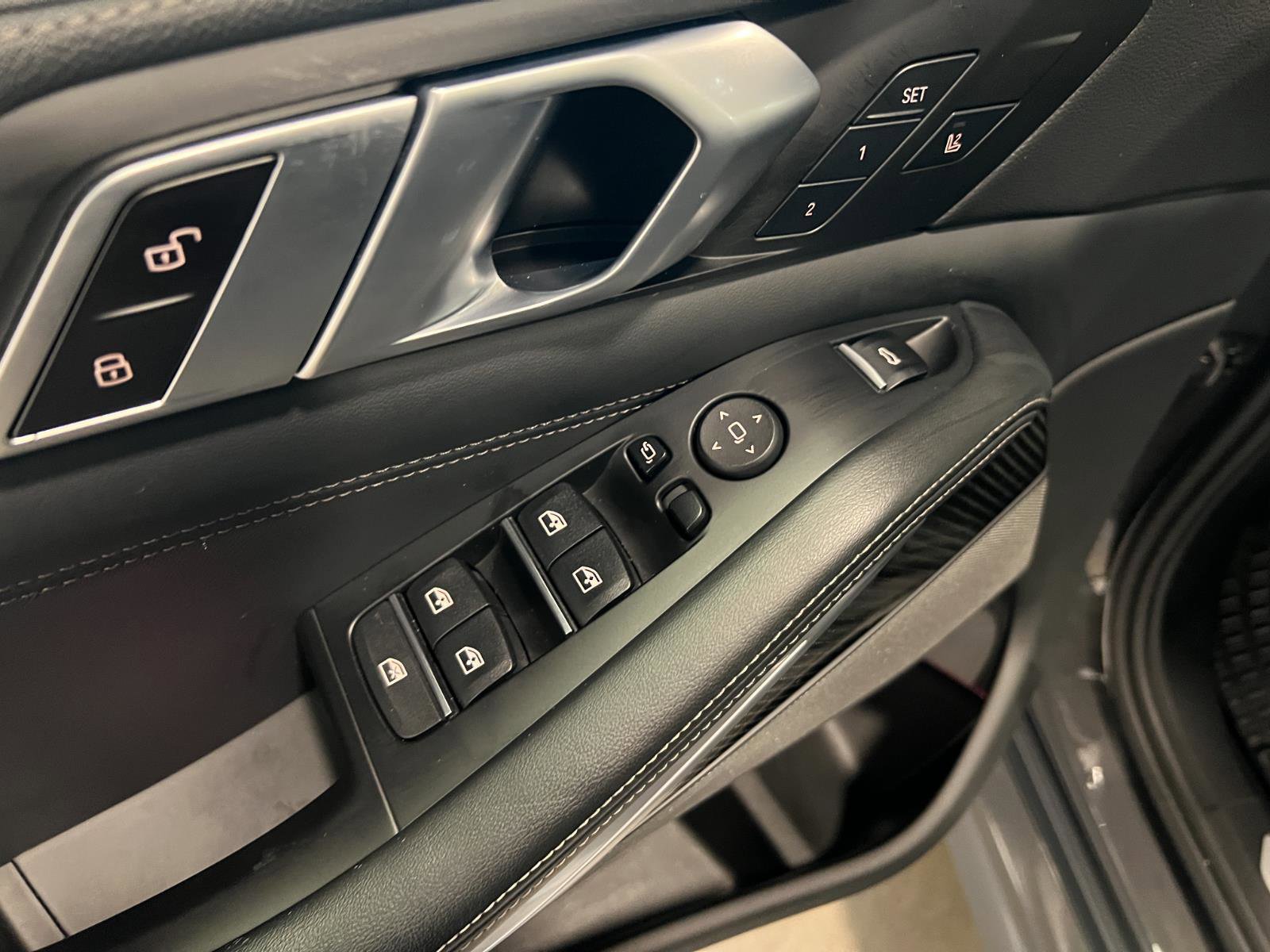 Used 2023 BMW X5 M50i w/ Executive Package image 28