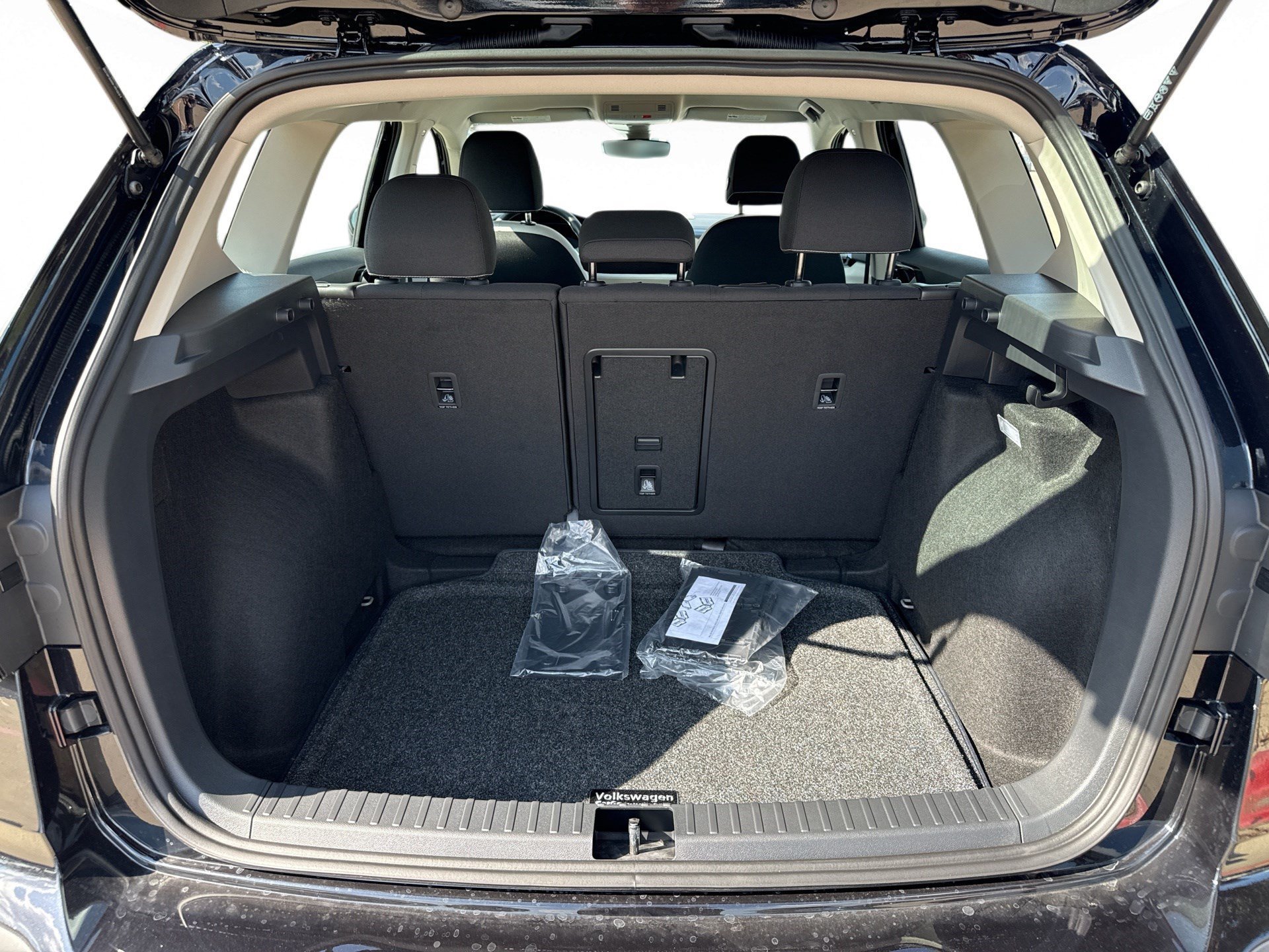 New 2027 Volkswagen Taos S FWD image 19
