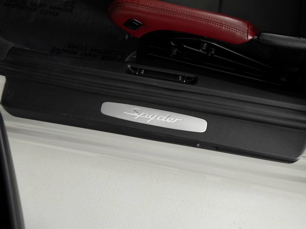 Certified 2021 Porsche 718 Boxster Spyder RWD image 22