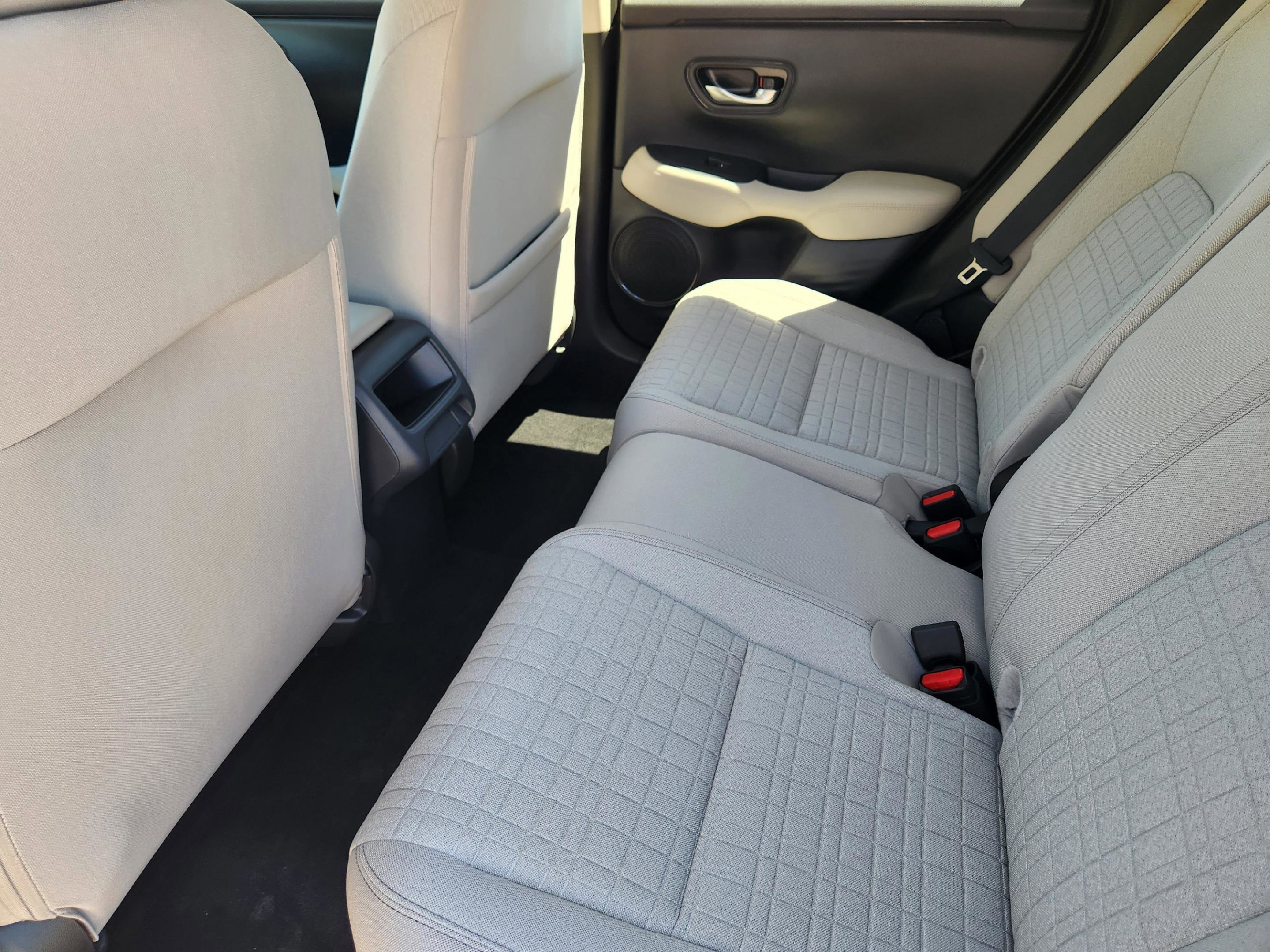 Certified 2026 Honda HR-V LX image 30