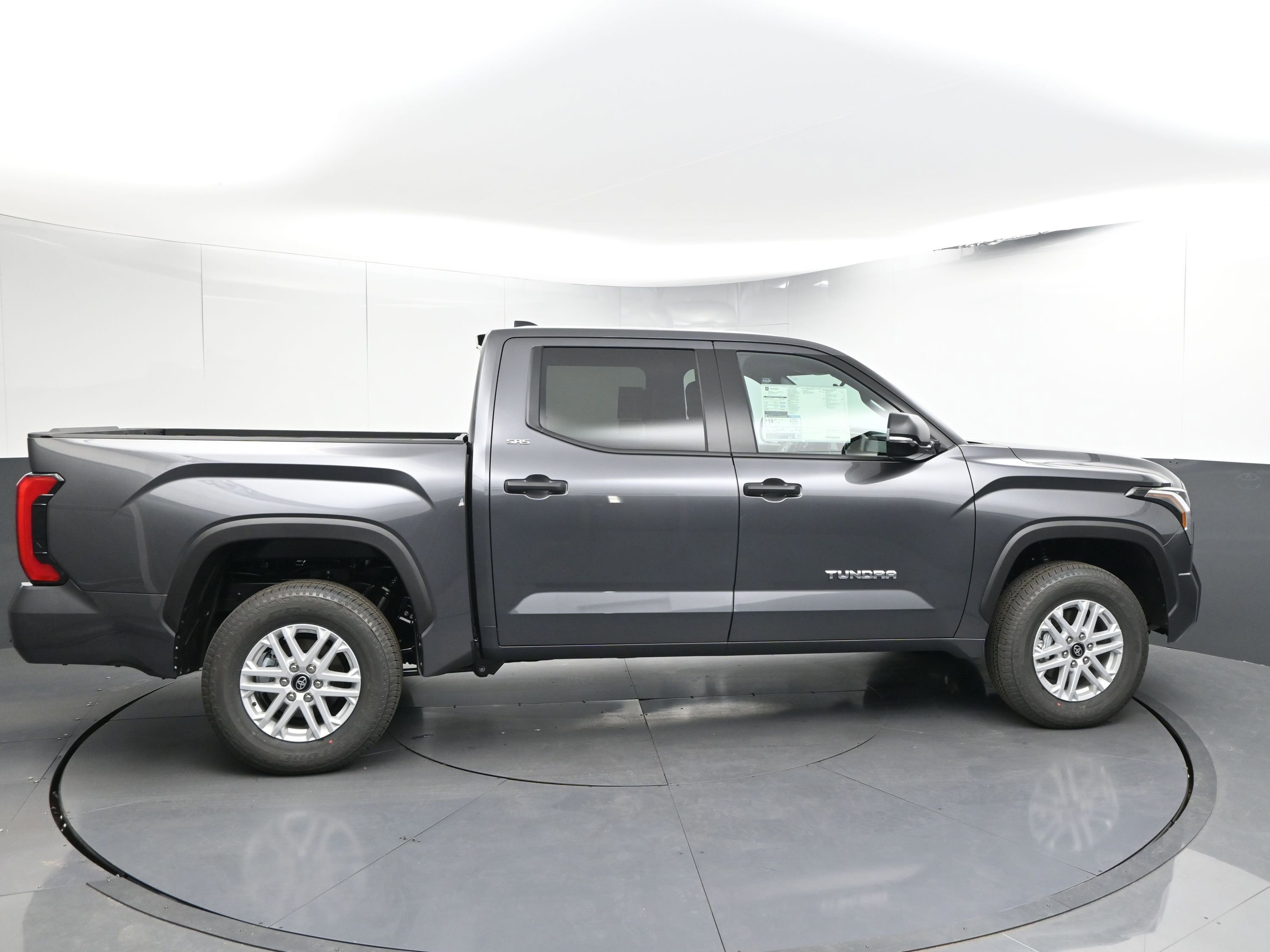 Used 2025 Toyota Tundra SR5 image 9
