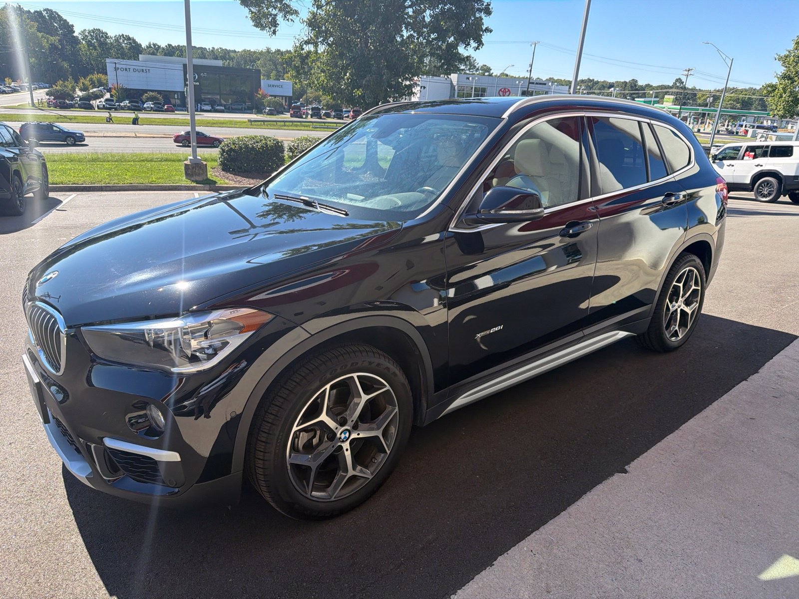 Used 2018 BMW X1 xDrive28i AWD/4WD image 19