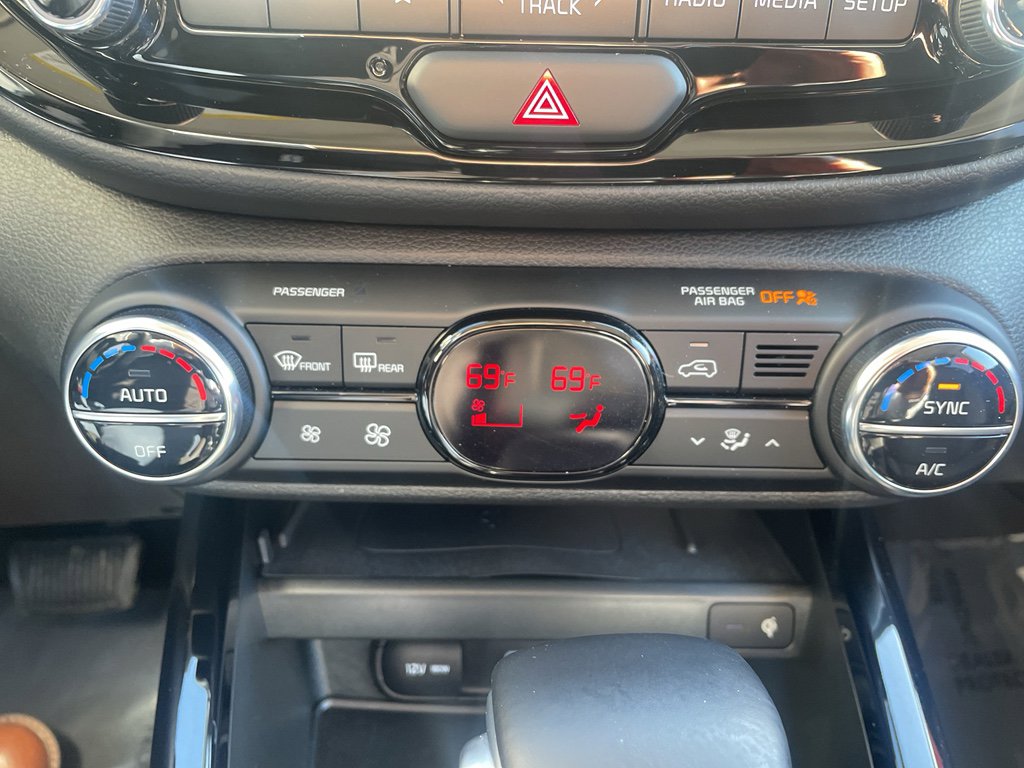 Used 2022 Kia Soul Turbo image 23