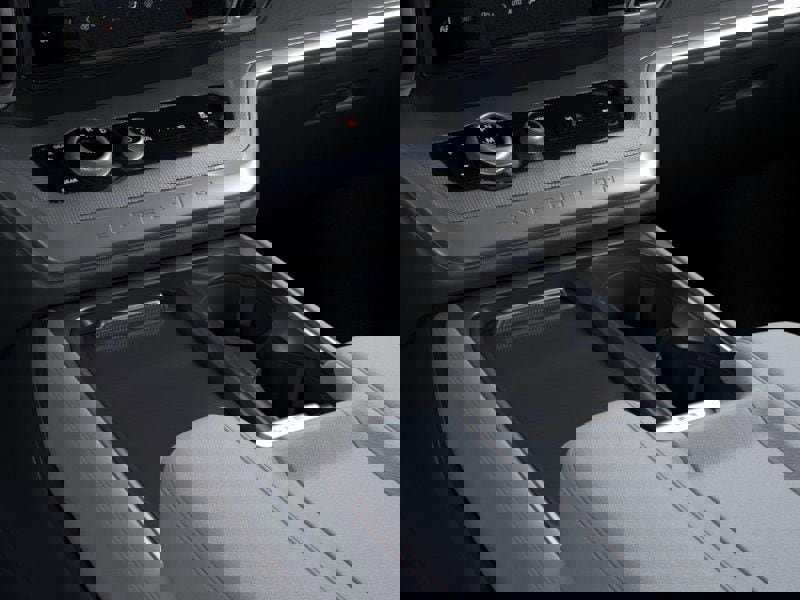 New 2025 Ford Expedition Active image 15