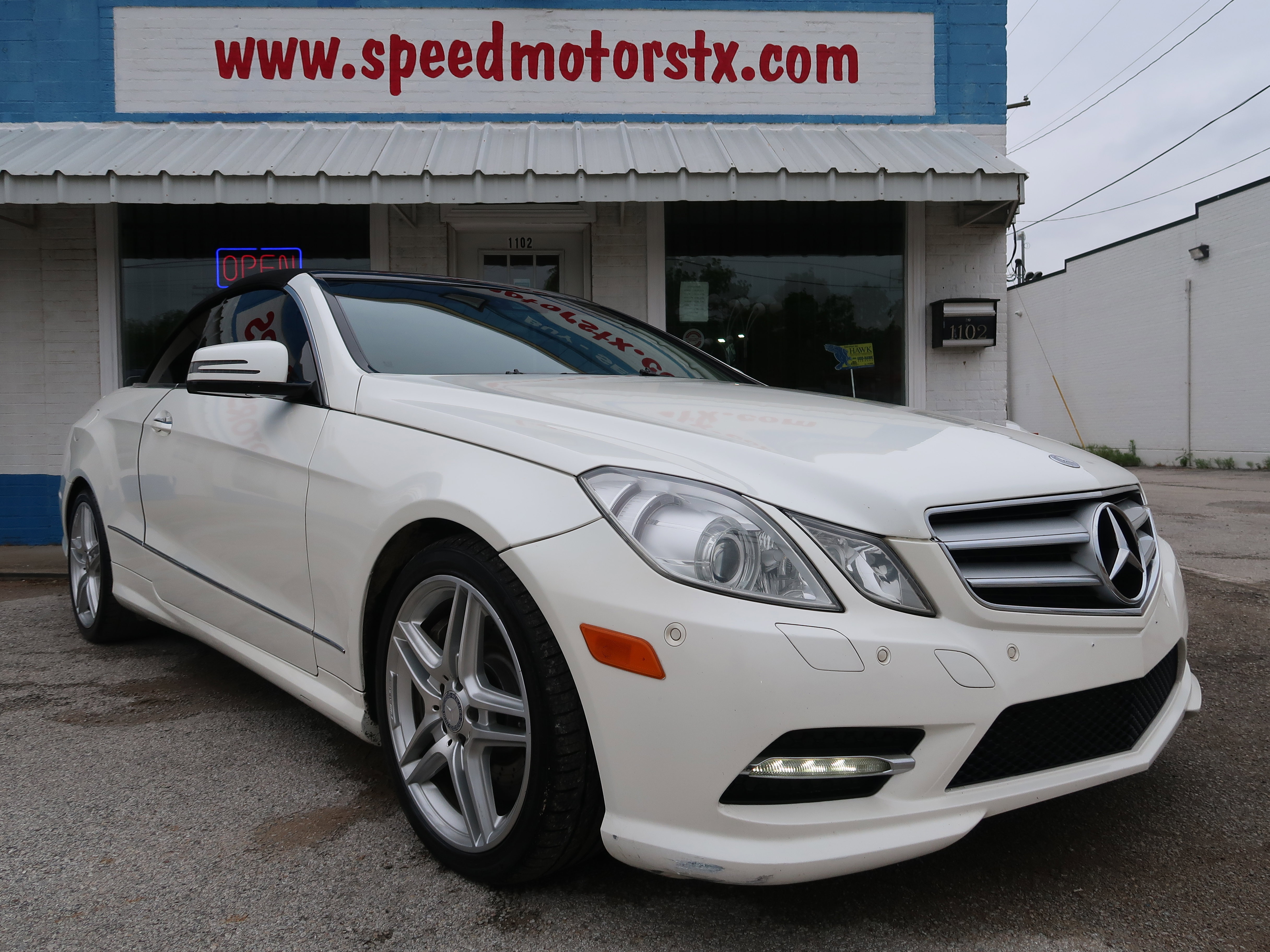 Used 2013 Mercedes-Benz E 550 Cabriolet image 6