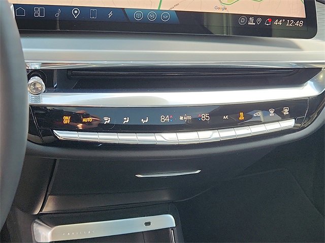 Used 2023 Cadillac Lyriq 2WD image 16