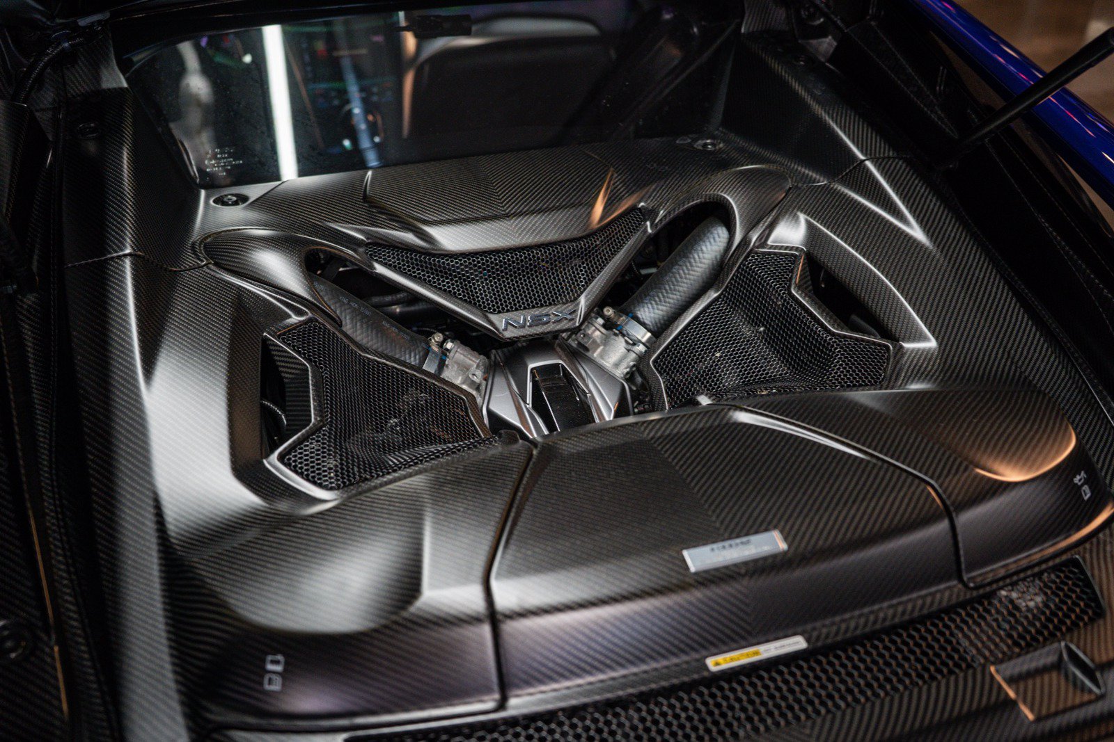 Used 2017 Acura NSX AWD/4WD image 21