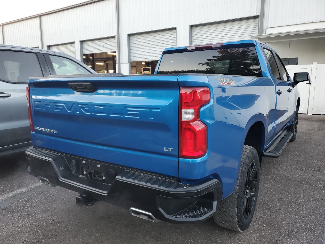Used 2022 Chevrolet Silverado 1500 LT Trail Boss w/ Protection Package AWD/4WD image 4