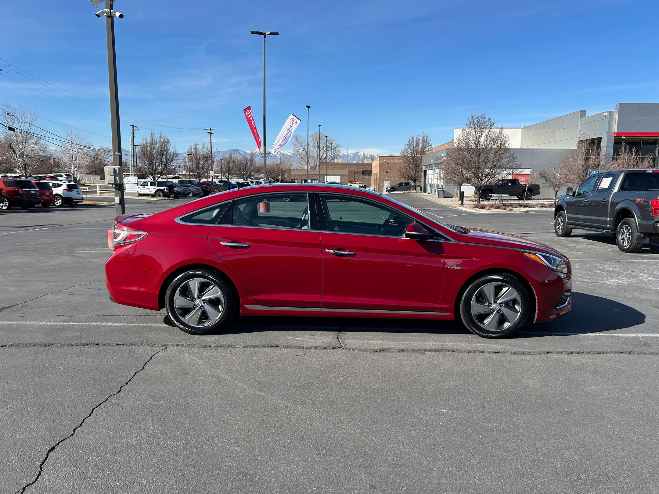 Used 2016 Hyundai Sonata Limited w/ Option Group 02 image 6