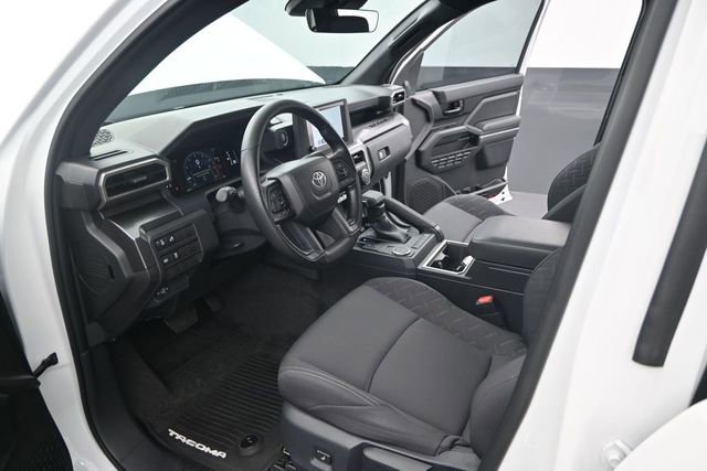 Used 2025 Toyota Tacoma SR5 RWD image 4