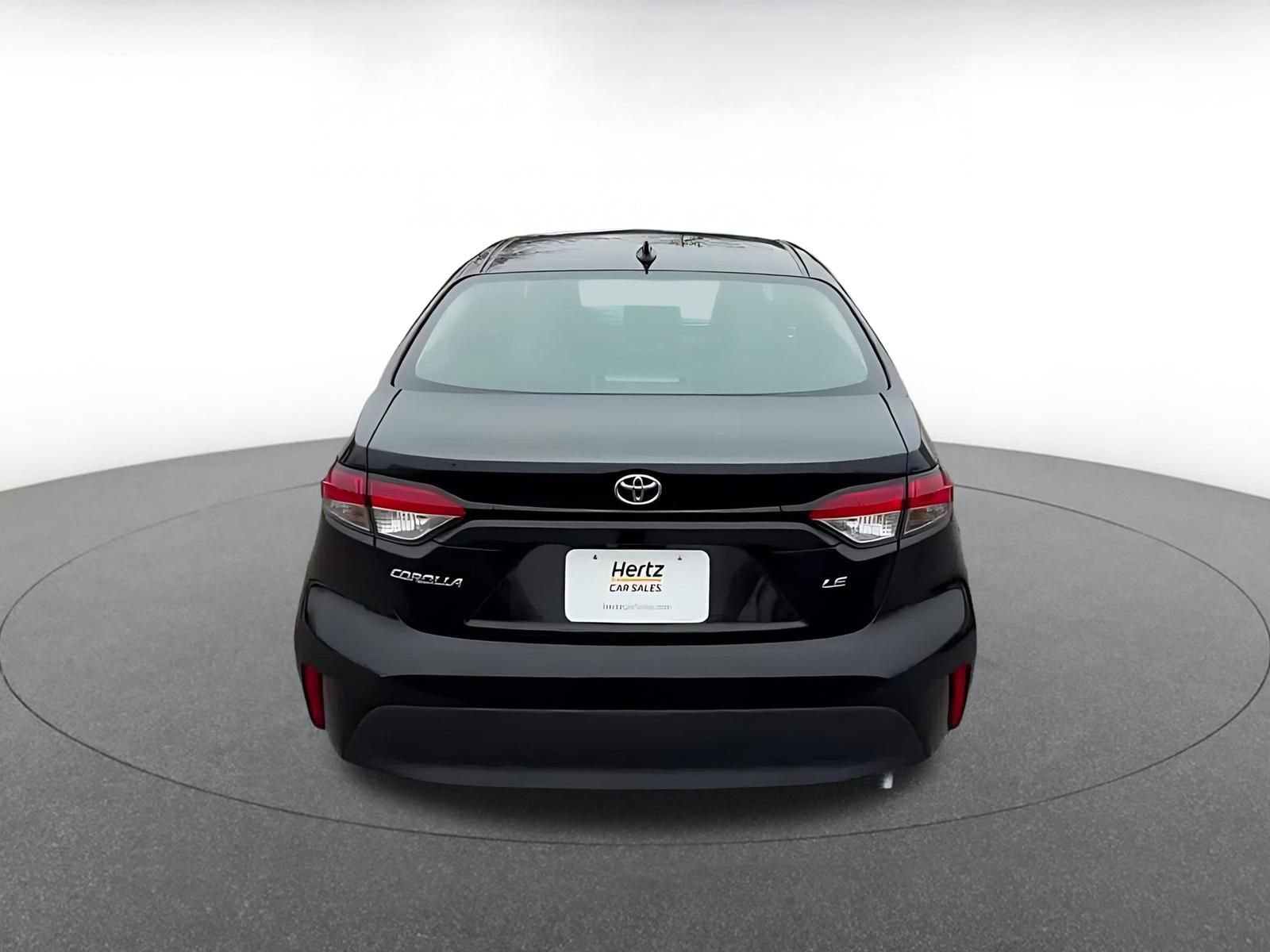 Used 2025 Toyota Corolla LE image 12