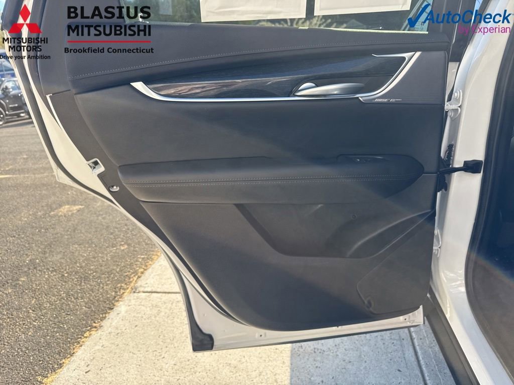 Used 2024 Cadillac XT5 Premium Luxury AWD/4WD image 39