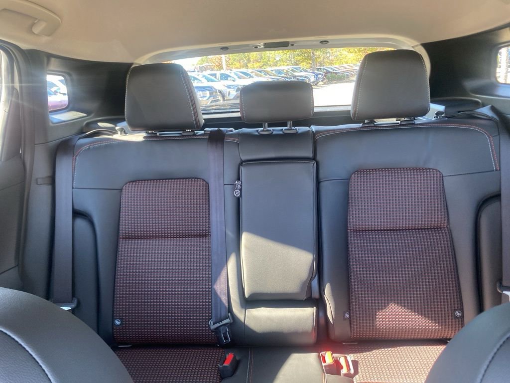 New 2026 Nissan Kicks SR FWD image 27